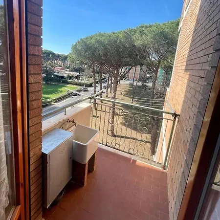 Delizioso Vista Mare E Pineta